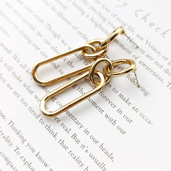 Nivelle Gold Plated Chain Dangle Earrings  Elegant Design - Picture 2 of 4